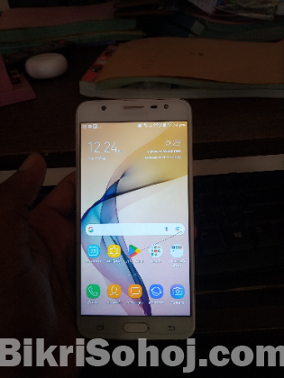 Samsung Galaxy J7 prime